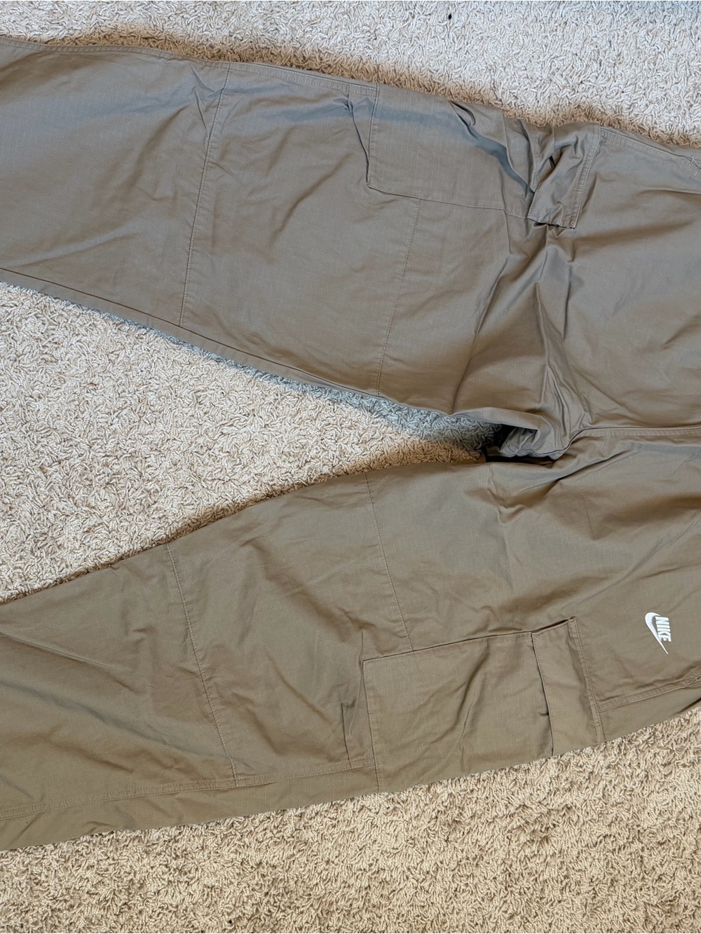 Nike Men’s Olive Green Cargo Pants with Logo